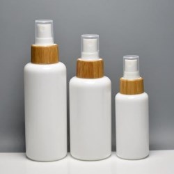 Natural mix & match: bamboo closures & opal glass bottles